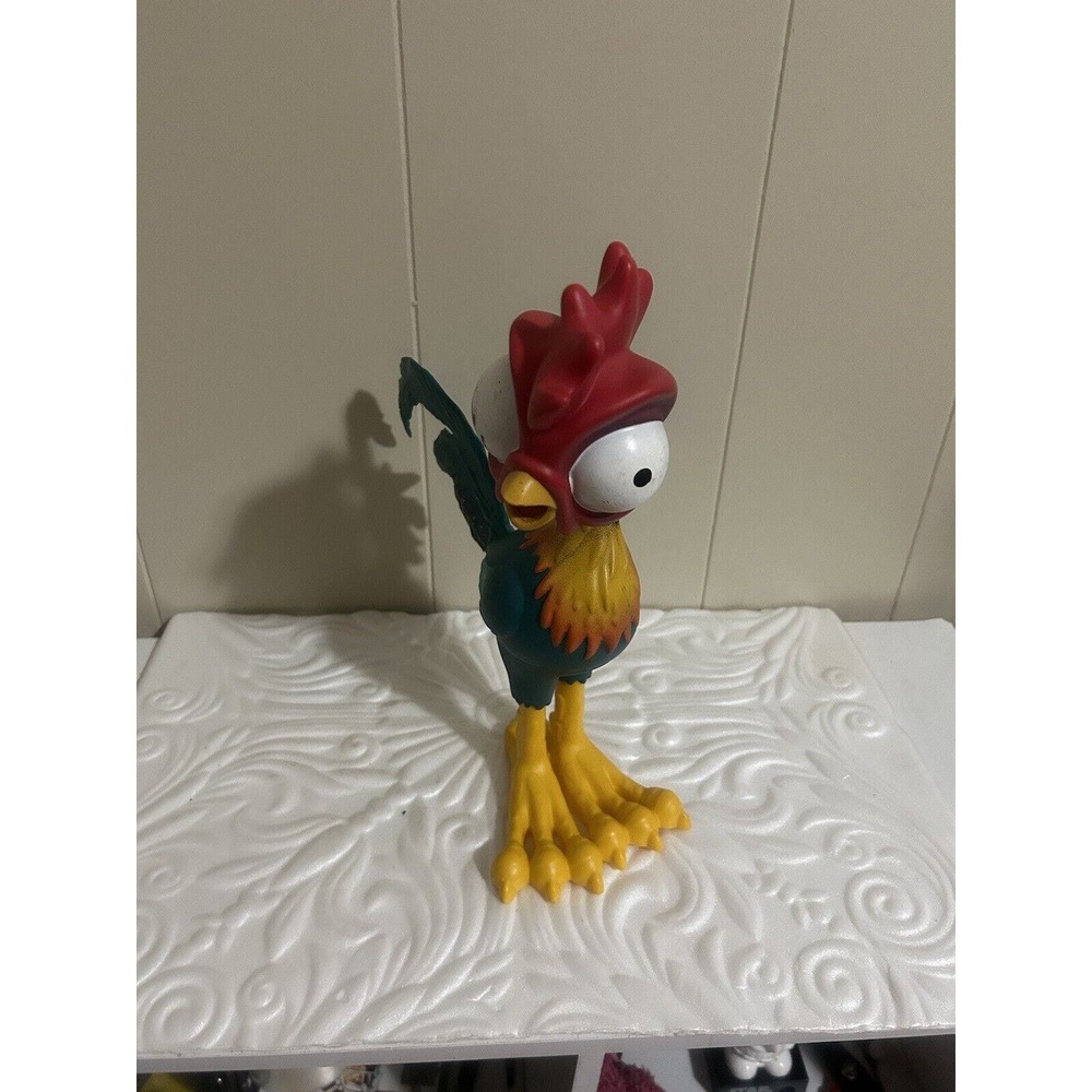 Disney 55351 Moana Squeeze and Scream HeiHei Toy